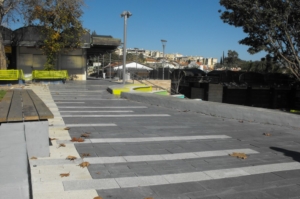אבן תמנע מלוטשת שילוב ולפמן. חצור